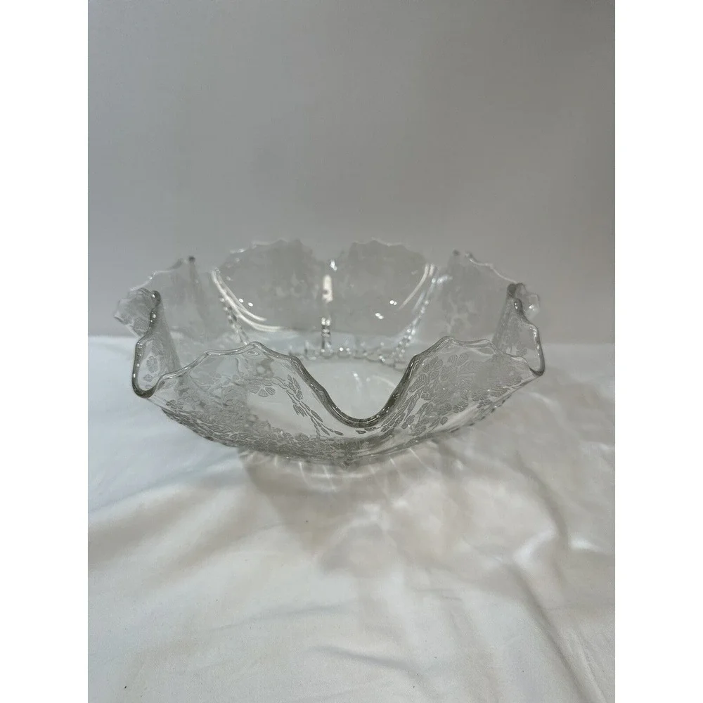 Viking‎ New Martinsville Ruffled Crimped Bowl Meadow Wreath Etching
